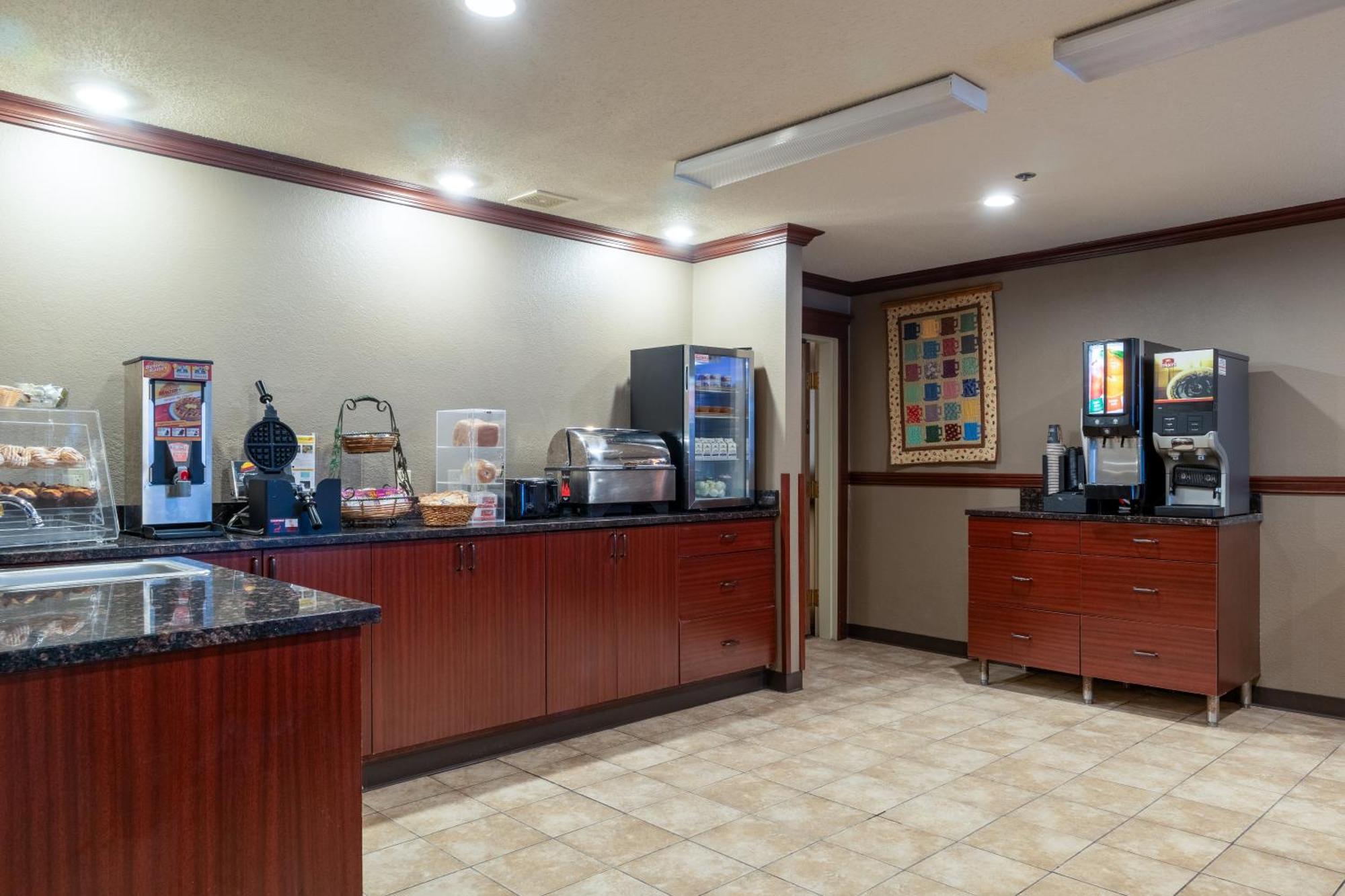 Norland Inn & Suites Roseau Exterior foto